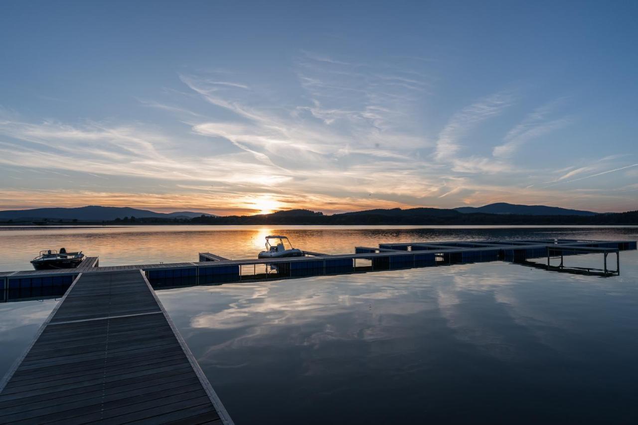 Unique Lipno Apartment Černá v Pošumaví Kültér fotó