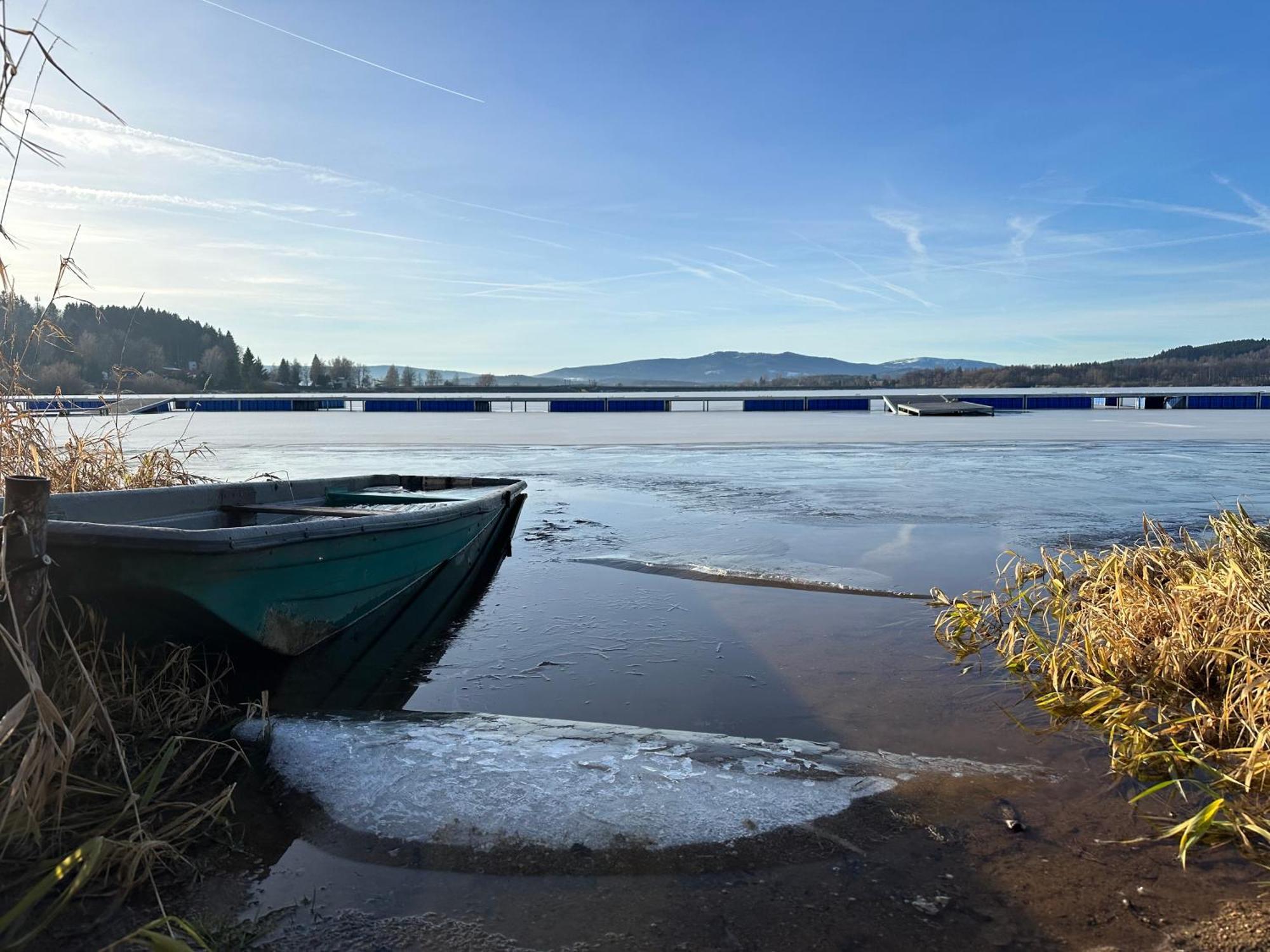 Unique Lipno Apartment Černá v Pošumaví Kültér fotó